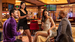 drinks in Crystal Lounge at Grand Sierra Resort